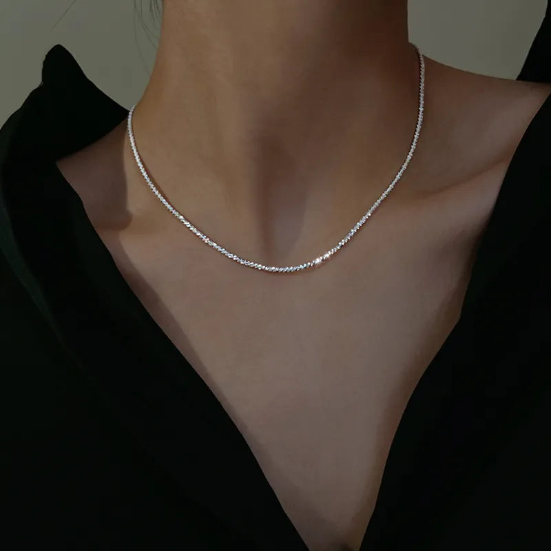 Collar de Clavícula Elegante