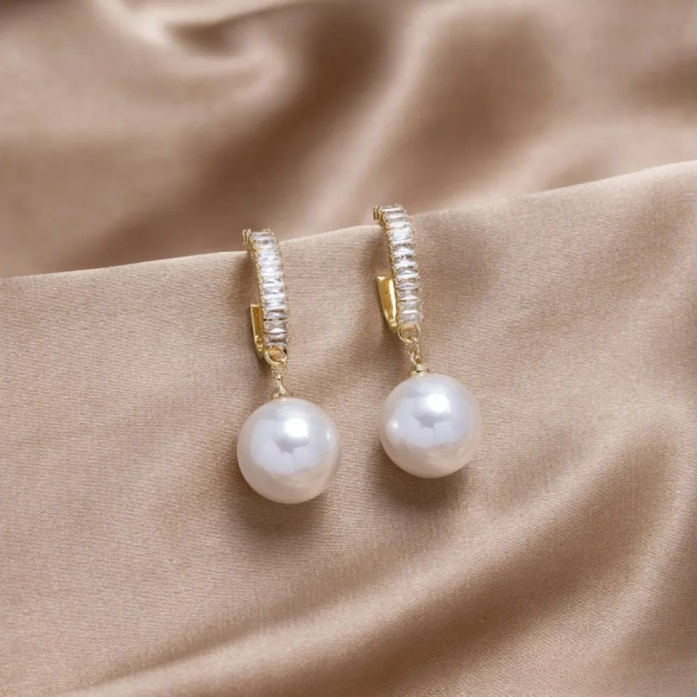 Pendientes Elegantes con Perlas y Circonitas