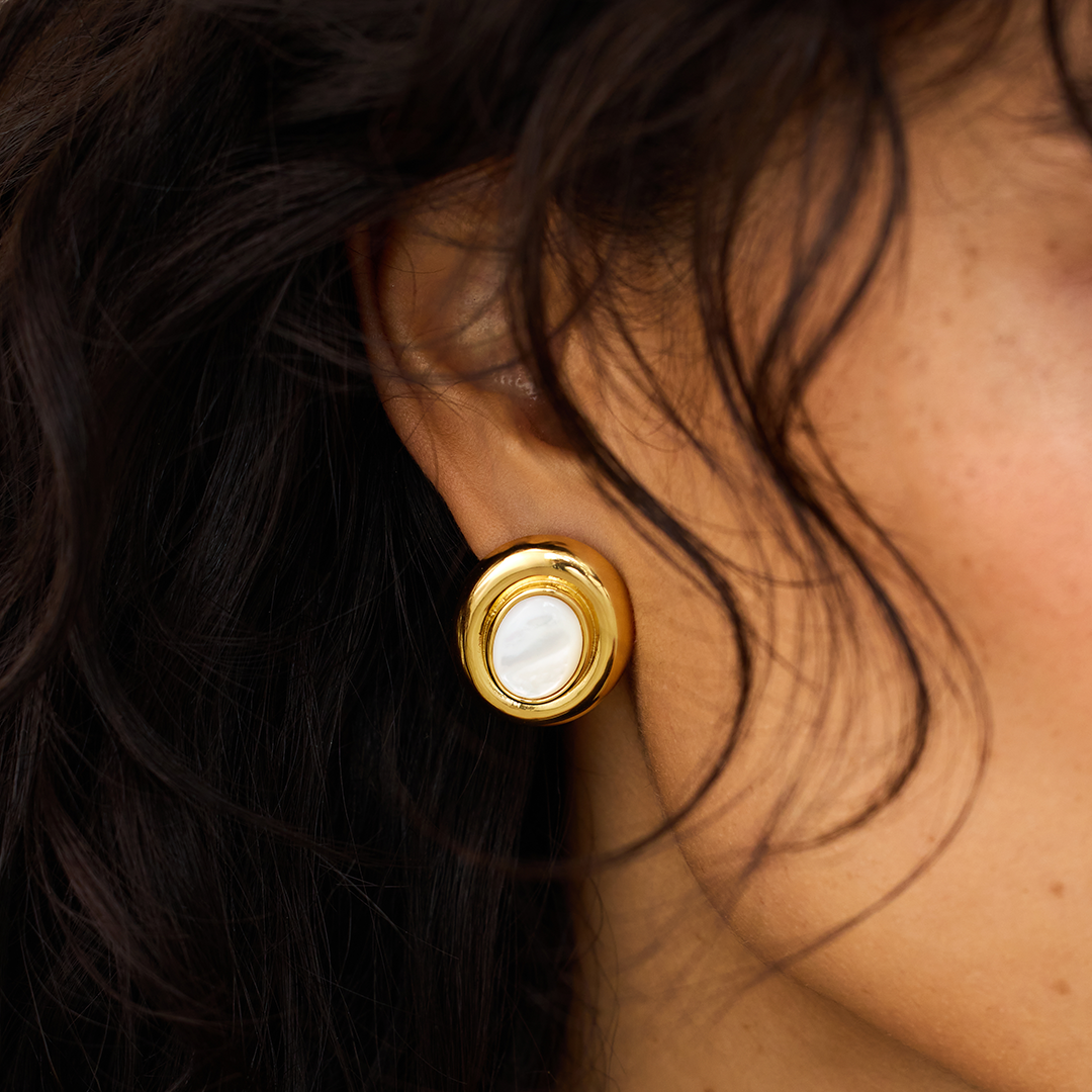 Ameliyana | Pendientes de Stud de Oro de 18k