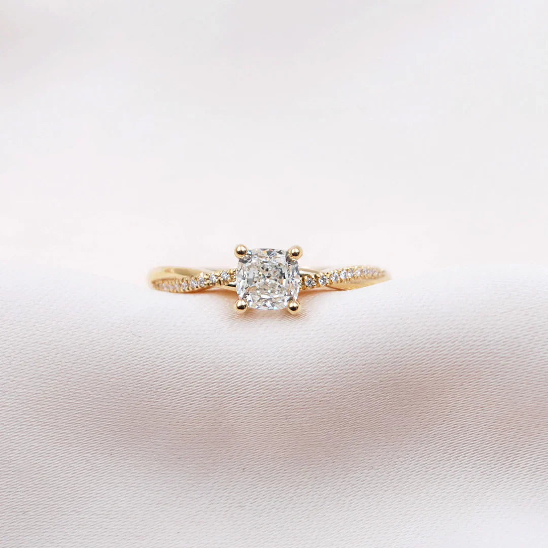 Ysmaryelle | Anillo de Oro de 18k