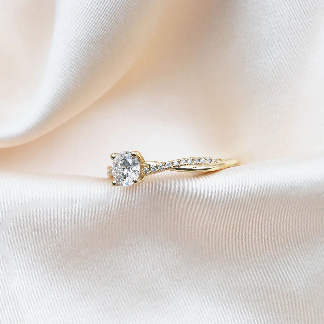 Ysmaryelle | Anillo de Oro de 18k