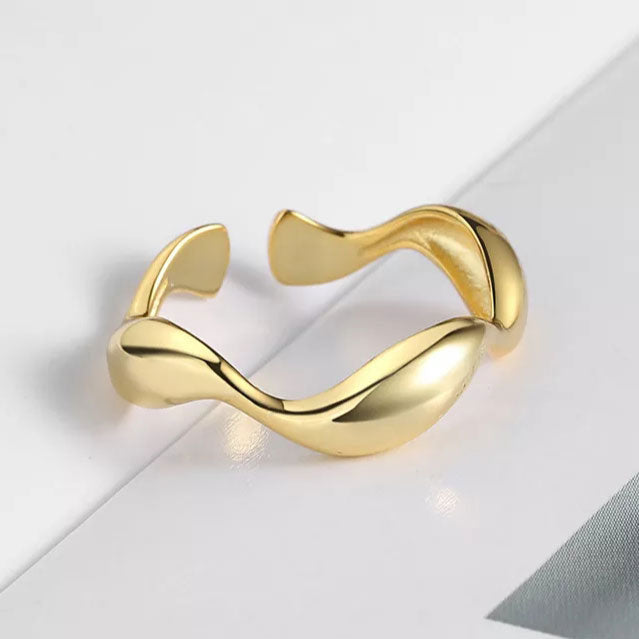 Carisseya | Anillo Onda 18K Oro