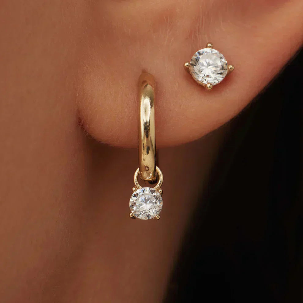 Amarissea | Pendientes de Aro con Piedra Moonbeam de Oro de 14k