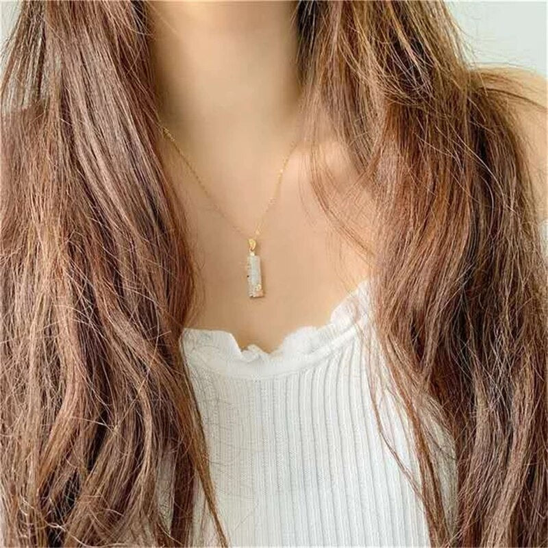 Collar de Amuleto de Jade