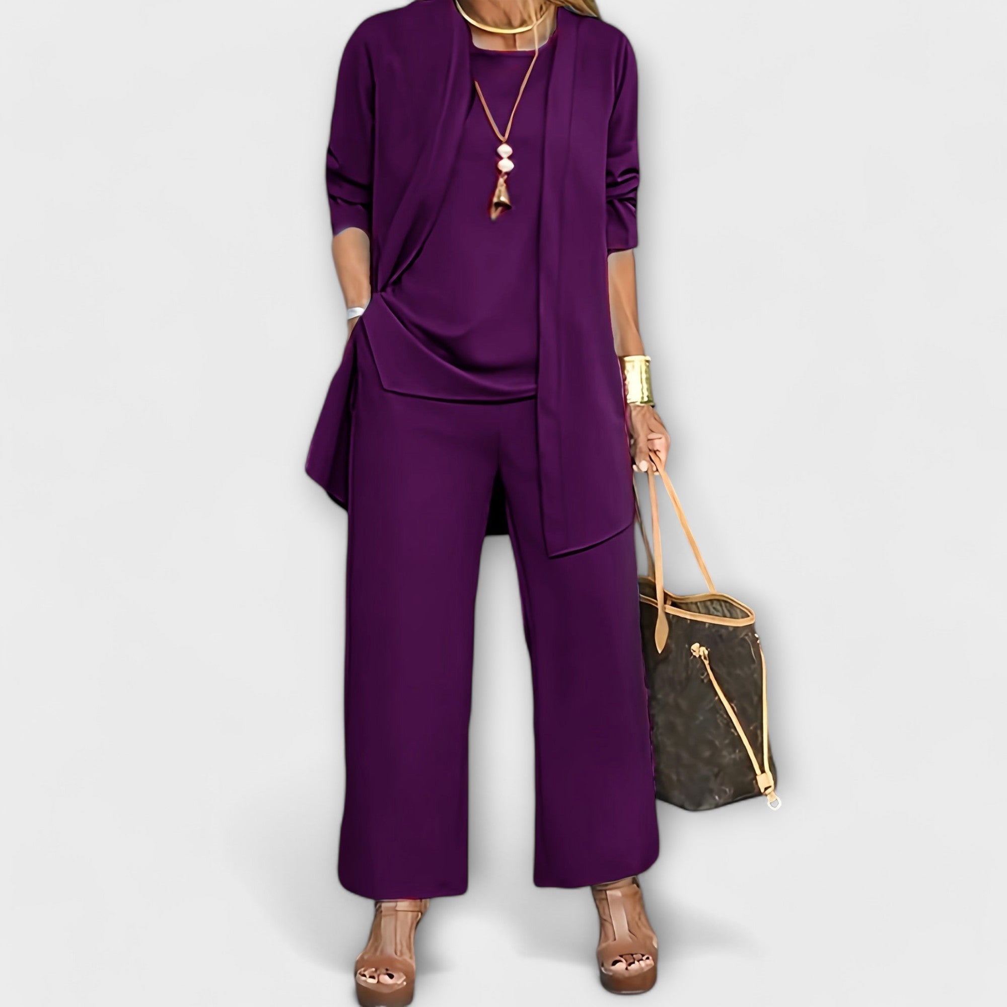 Illyria | Conjunto Sofisticado de Tres Piezas