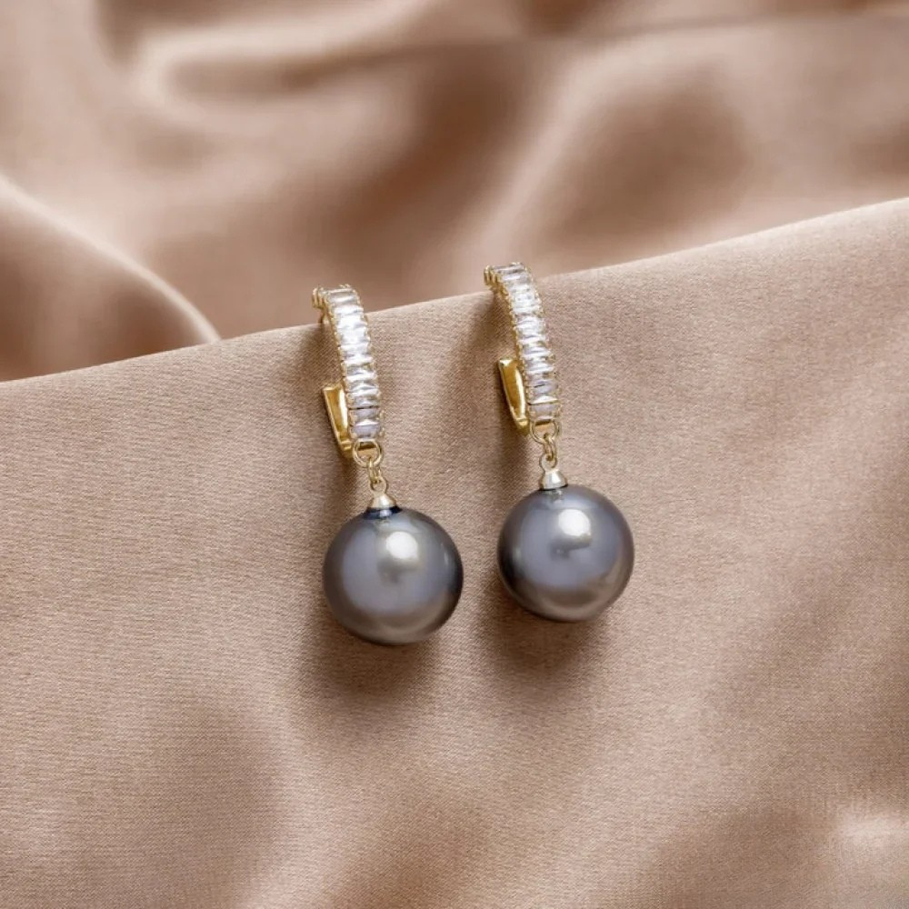 Pendientes Elegantes con Perlas y Circonitas