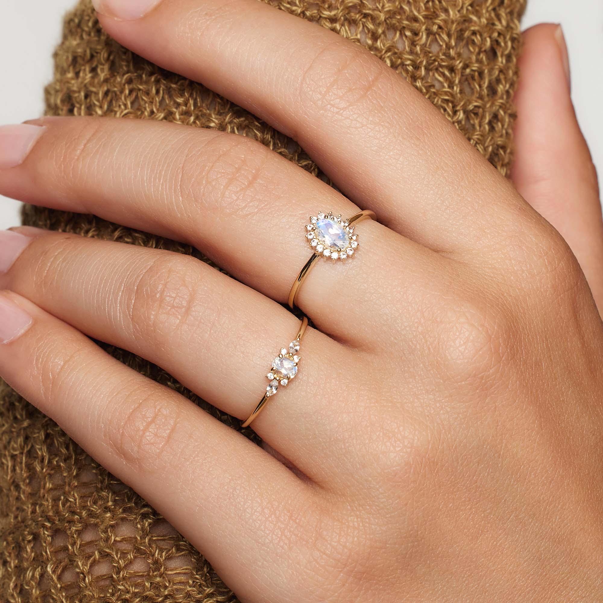 Lioravelle | Anillo de Diamante Violeta en Oro de 18k