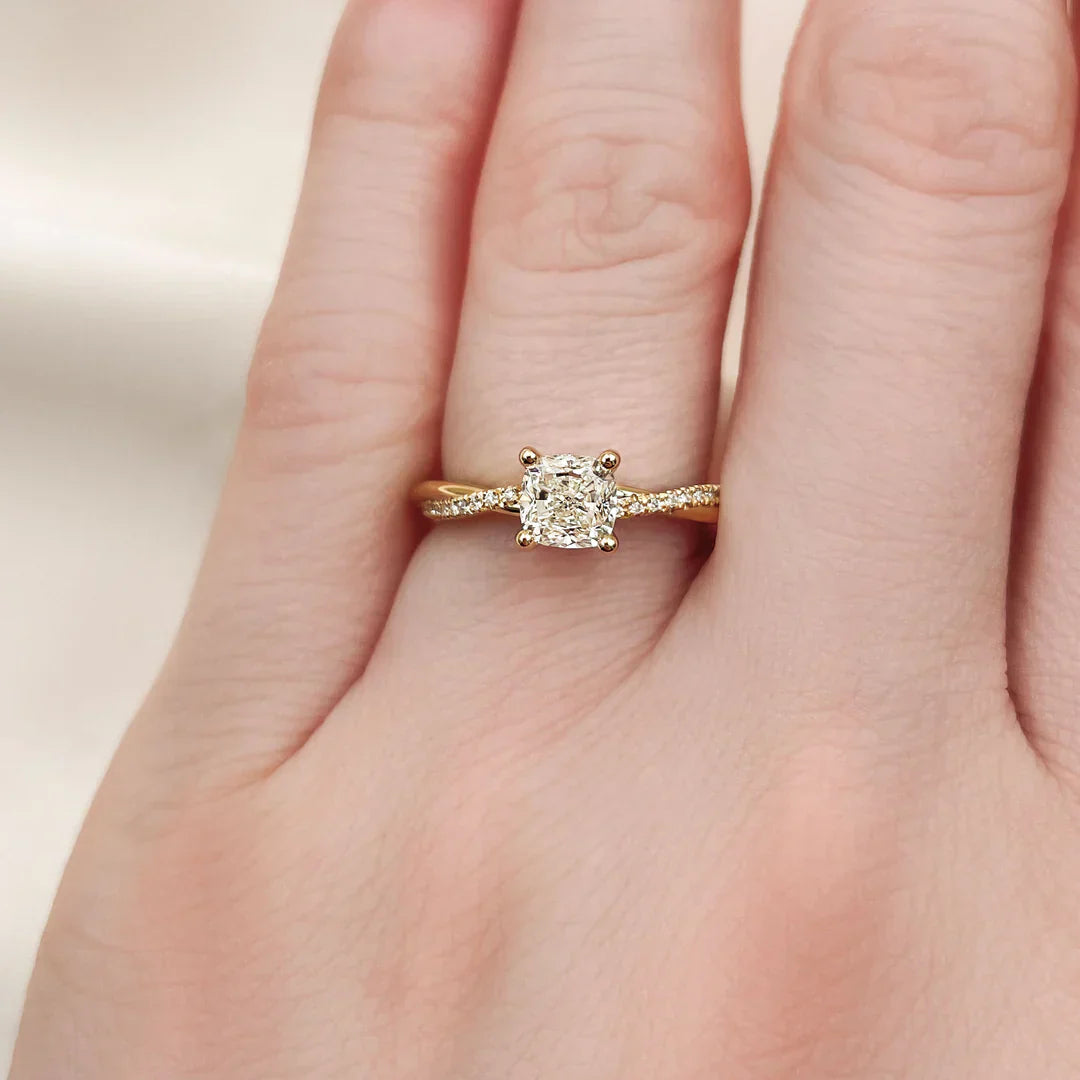 Ysmaryelle | Anillo de Oro de 18k